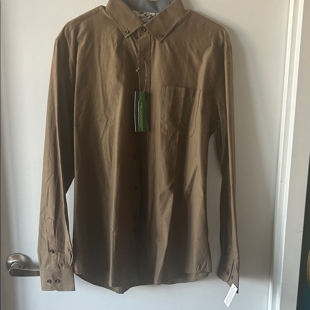 BNWT Rue Saint-Patrick Montréal Men’s Olive Button-Down Shirt | Size M